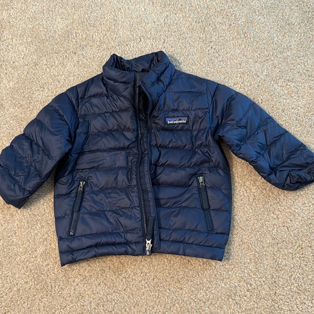 Navy 6-12 mth Patagonia puffer baby jacket
